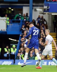  伯恩利，客场逼平切尔西收获宝贵一分  