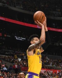  布雷斯特主场气势如虹，开场闪电战奠定胜局轻取三分