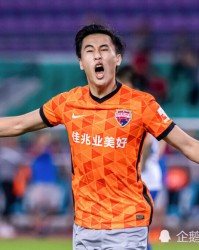  曼联旧将林加德梅开二度弑旧主  